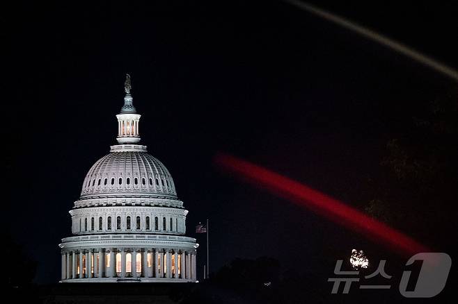 1일(현지시간) 도널드 트럼프 미국 대통령의 중점 감세 및 예산 개편 법안(One Big Beautiful Bill Act)인 '크고 아름다운 법안' 통과를 위한 투표가 진행되고 있는 워싱턴 DC 국회의사당의 모습. 2025.07.01 ⓒ AFP=뉴스1 ⓒ News1 김지완 기자