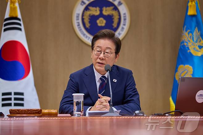이재명 대통령이 지난 1일 서울 용산 대통령실 청사에서 열린 국무회의에서 발언을 하고 있다. (이재명 대통령 SNS. 재판매 및 DB 금지) 2025.7.2/뉴스1 ⓒ News1 이재명 기자