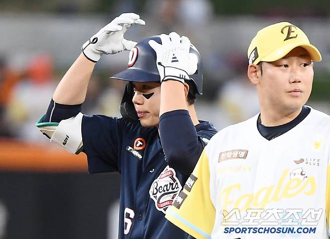 14일 대전 한화생명볼파크에서 열린 두산-한화전. 4회초 1사 1루 오명진이 1타점 2루타를 친 후 세리머니를 하고 있다. 대전=정재근 기자 cjg@sportschosun.com/2025..5.14/