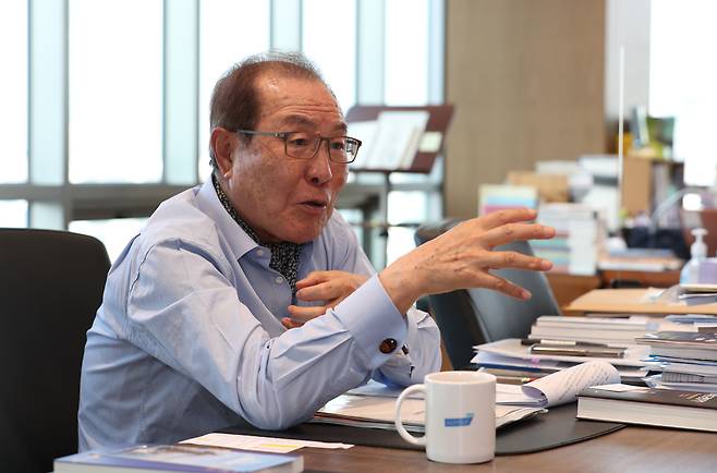 윤동한 한국콜마 회장. /전기병 기자