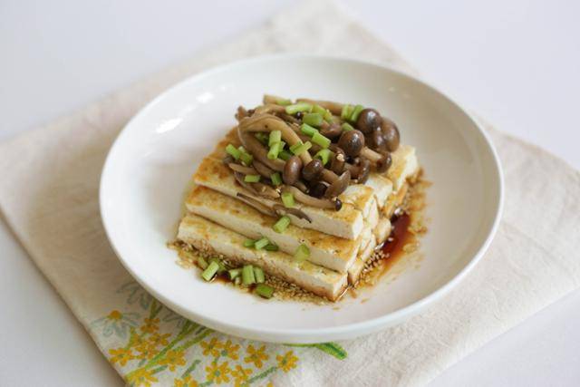 이주현-두부 버섯 냉채