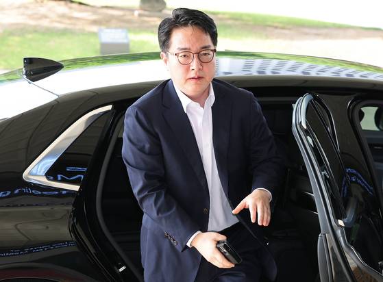 심우정 검찰총장이 1일 사의 표명과 함께 정부의 검찰개혁에 우려를 표명하는 입장문을 냈다. 사진은 지난달 19일 대검찰청으로 출근하는 심 총장. [뉴스1]