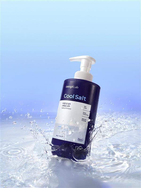 닥터지 ‘두피랩 쿨 솔트 스케일링 샴푸’ <사진=더모코스메틱>