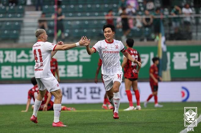 [서울=뉴시스] 2025 하나은행 코리아컵 준결승에 진출한 프로축구 K리그2 부천FC1995. (사진=대한축구협회 제공)