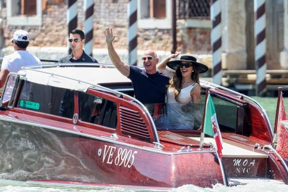 제프 베이조스 커플. 로이터 연합뉴스