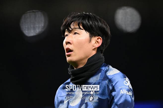 ▲ 토트넘 홋스퍼 관련 소식에 정통한 영국 '풋볼 런던'은 지난 1일(한국시간) "토트넘과 계약 만료를 앞둔 손흥민은 올여름 팀을 떠날 가능성이 크다. 사우디아라비아 클럽들의 관심이 여전히 드러나고 있지만, 손흥민은 미국에서 뛰는 것을 선호한다"라고 전했다.