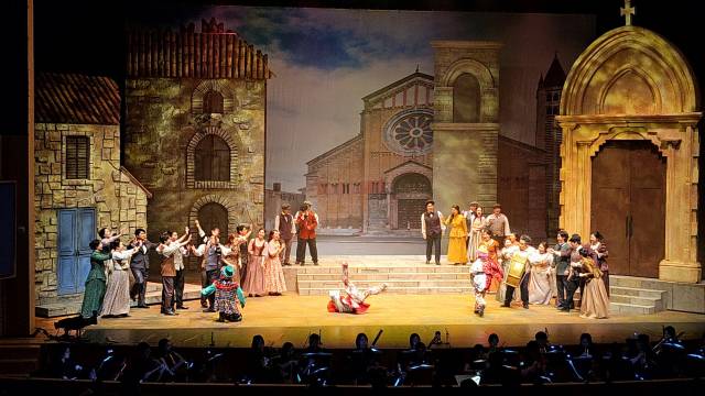 지난해 을숙도 오페라 축제에서 공연했던 오페라 '팔리아치'. 을숙도문화회관 제공.