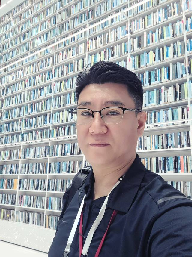 설계: 인건축사사무소 김용태