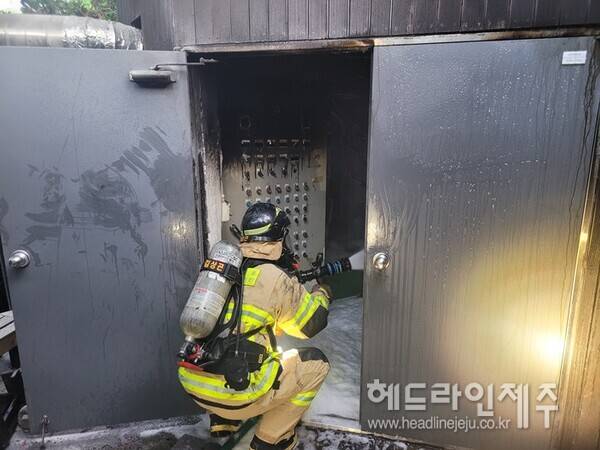 제주 중문관광단지 내 호텔 기계실에서 발생한 화재 (사진=제주소방안전본부)
