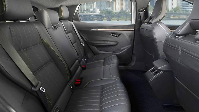 르노 세닉 E 테크 실내