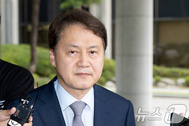 김주현 전 민정수석이 3일 서울 서초구 서울고등검찰청에 마련된 내란특검 사무실로 출석하고 있다. 2025.7.3/뉴스1 ⓒ News1 이승배 기자