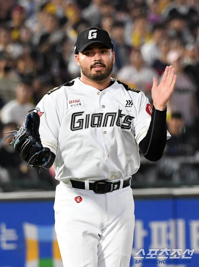 선발 6연승 롯데 감보아 2위 LG와 1경기 차 추격.