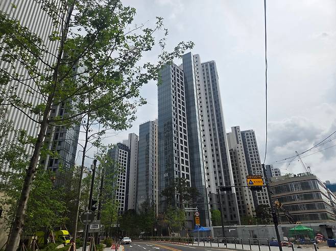 2일 오후 서울 서초구 잠원동 메이플자이. /방재혁 기자