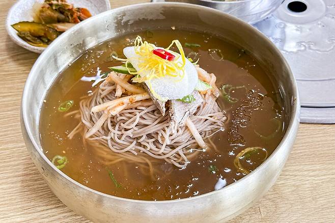 ‘대동강초계탕’의 음식. 최갑수 제공