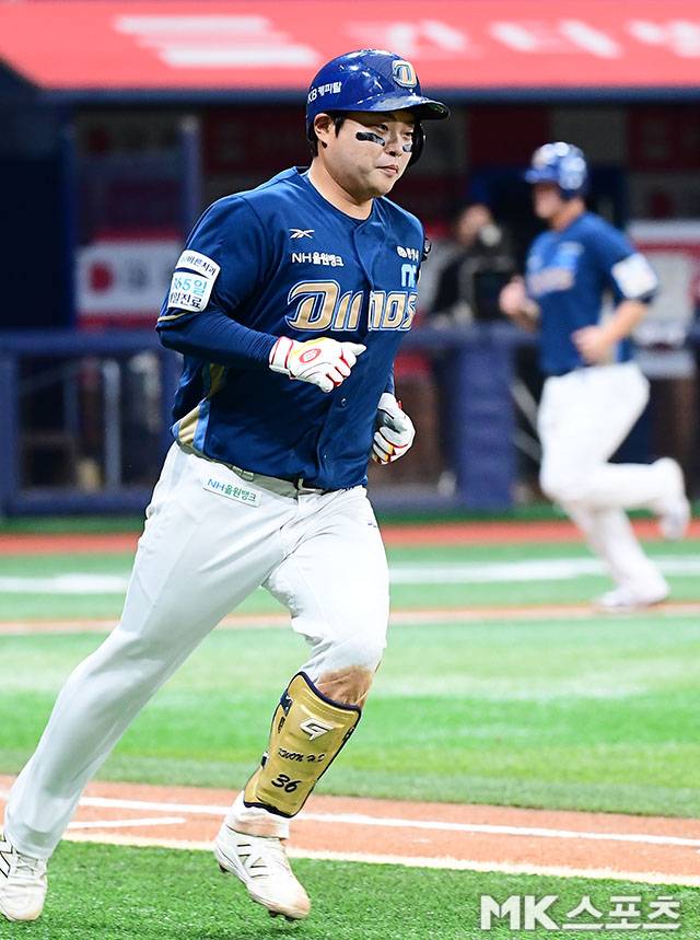 3일 대전 한화전에서 밀어내기 볼넷을 얻어낸 권희동. 사진=김영구 기자