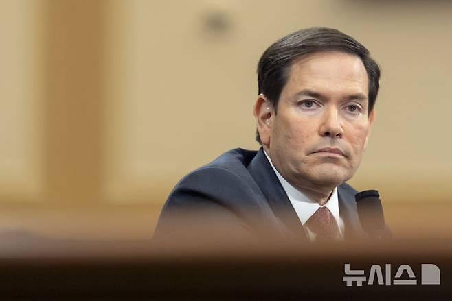[워싱턴=AP/뉴시스]마코 루비오 미국 국무장관이 지난 5월21일 의회 청문회에 참석한 모습. 2025.07.03.