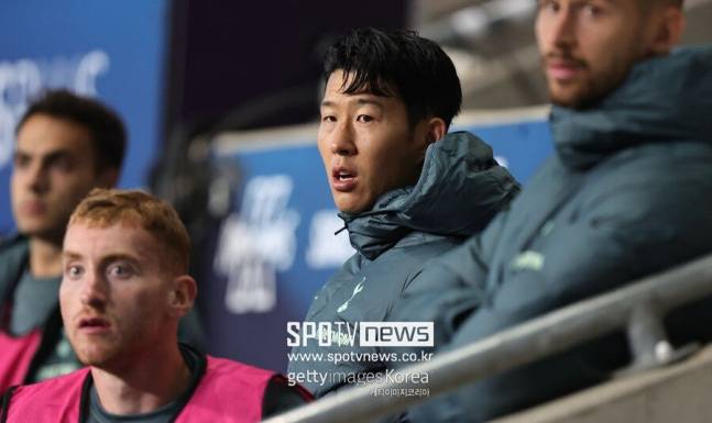 ▲ 손흥민의 이적설은 이제 미국으로도 번졌다. 손흥민을 원하는 클럽도 특정됐다. '더 보이 홋스퍼'는 로스앤젤레스 FC(LA FC)가 손흥민 영입에 나설 것으로 예측하며 "포스테코글루 감독이 미국메이저리그사커(MLS)로 향할 것으로 보인다. 포스테코글루 감독이 LA FC의 지휘봉을 잡으면 손흥민에게 러브콜을 보낼 것"이라고 새로운 정보를 전달해 눈길을 끈다.