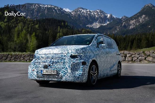 메르세데스-벤츠 전기 미니밴 VLE