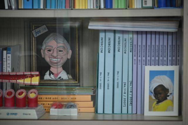 9일 서울 금천구 전진상의원 배현정 원장실. 정다빈 기자