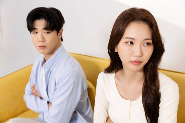 날씨가 더워지면서 이혼을 고민하는 부부들이 늘어나고 있다는 분석 결과가 나왔다./사진=클립아트코리아