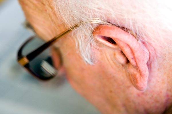 귀지 냄새로 파킨슨병을 진단할 수 있다는 연구 결과가 나왔다./사진=클립아트코리아