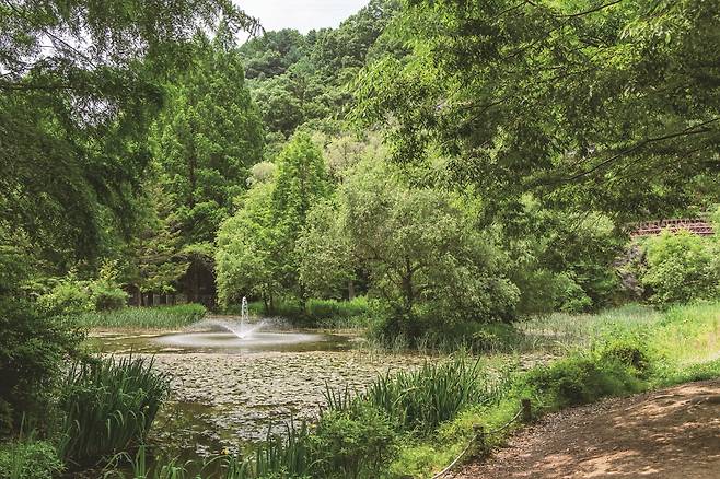 안동댐 상류의 낙강물길공원