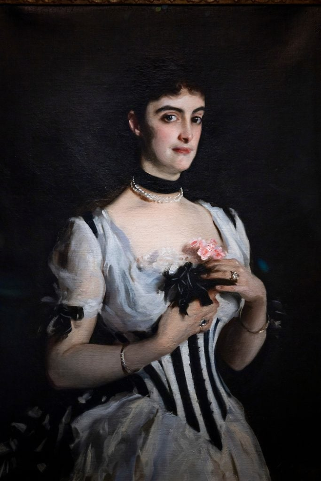 John Singer Sargent [Mrs Wilton Phipps], 1884 ©English Heritage