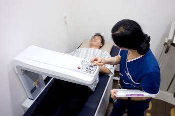 골밀도 체크 이미지./사진=미래본병원