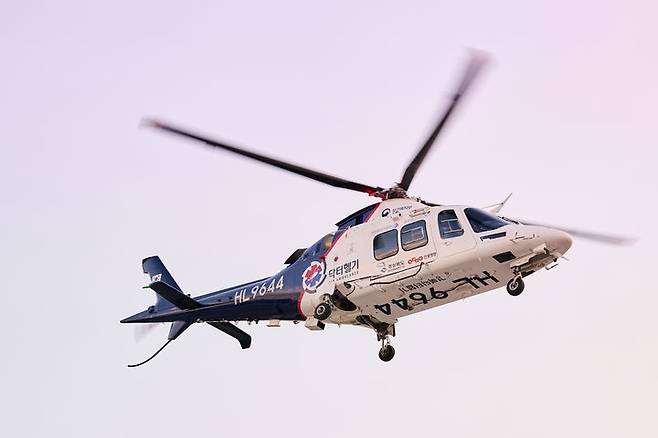 [안동=뉴시스] 안동병원 닥터헬기 (사진=안동병원 제공) 2025.07.04. photo@newsis.com *재판매 및 DB 금지