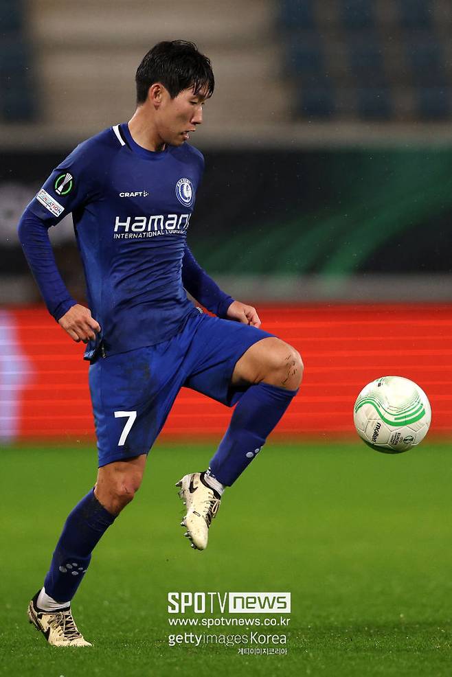 ▲ 1999년생인 홍현석은 나름 유럽 무대에 잔뼈가 굵은 선수다. K리그1 울산 HD 유스 출신인 그는 2018년부터 독일 3부리그 운터하힝, 오스트리아 3부리그 유니오즈에서 뛰며 기량을 닦았다. 잠재성을 인정받아 1부 팀인 LASK(오스트리아)에 입단했고 이후 벨기에 헨트로 이적해 전환기를 맞았다.