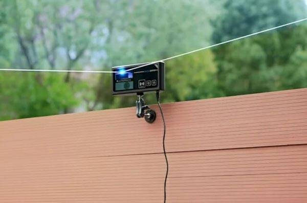 레이저로 공중을 날아다니는 모기를 자동으로 추적해 박멸하는 소비자용 기기가 등장해 주목받고 있다/사진=포톤 매트릭스