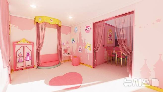[서울=뉴시스] '캐치! 티니핑' 테마로 꾸며진 한화리조트 설악 쏘라노의 프린세스룸. photo@newsis.com