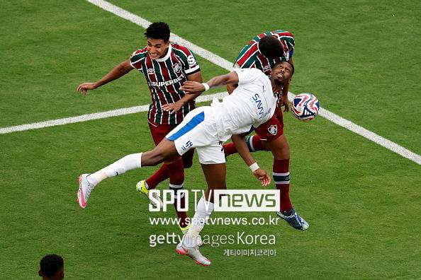 ▲ 브라질 플루미넨시는 5일(한국시간) 미국 플로리다주 올랜도의 캠핑 월드 스타디움에서 열린 2025 국제축구연맹(FIFA) 클럽월드컵 8강에서 알힐랄(사우디아라비아)에 2-1로 승리했다.