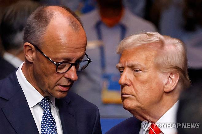 프리드리히 메르츠 독일 총리(왼쪽)와 도널드 트럼프 미국 대통령 [로이터 연합뉴스 자료사진. 재판매 및 DB 금지]