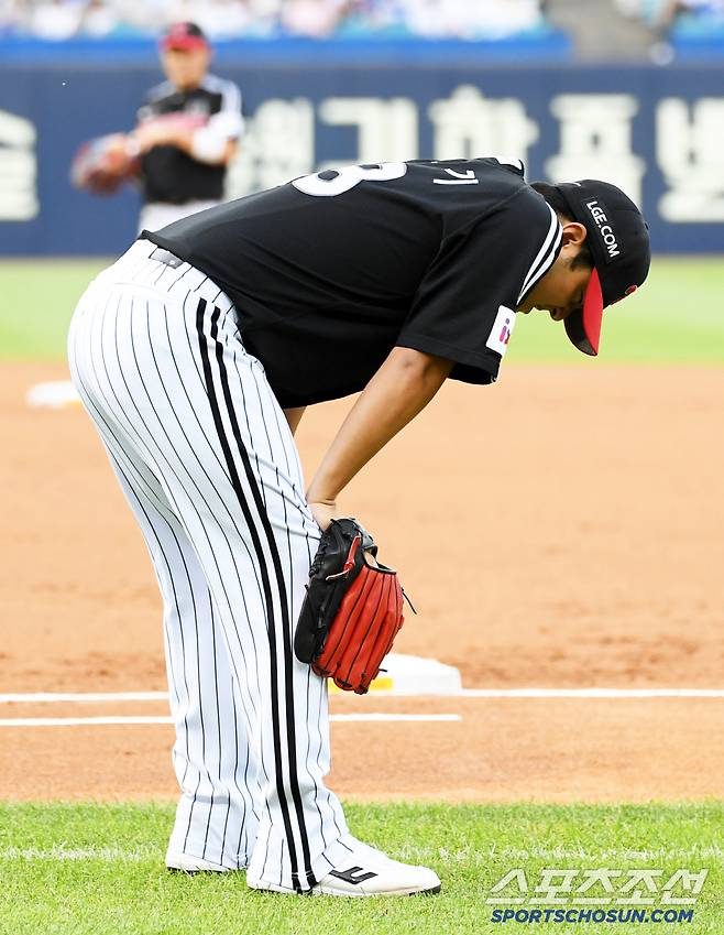 한 경기 두 번이나 강습 타구에 놀란 마음을 쓸어내린 송승기는 액땜을 제대로 했다.