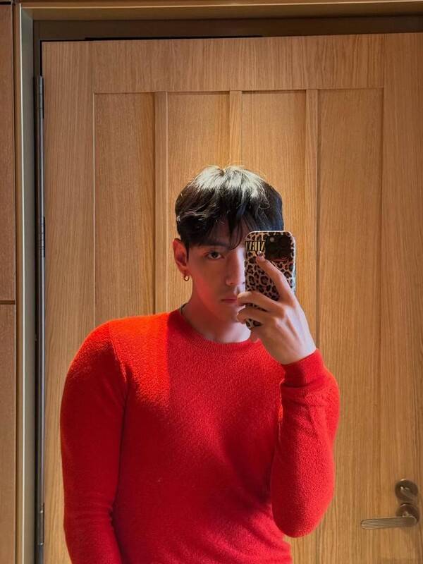 ⓒ뷔 인스타그램