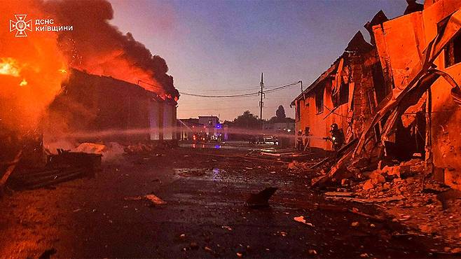 러시아 드론 공습받은 우크라이나 키이우 지역 [연합뉴스/EPA 제공]