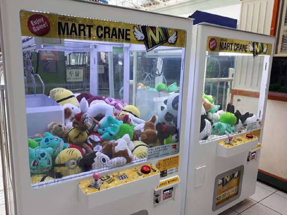 인형뽑기 기계. 해당 기사와 직접 관련 없음. [사진=연합뉴스]