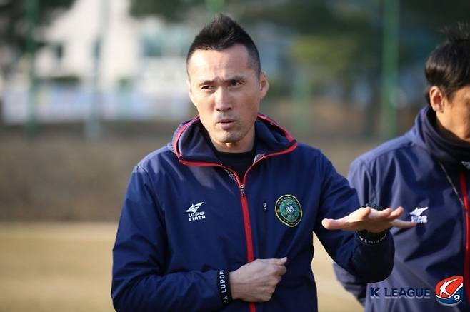 김길식 감독의 안산 그리너스 감독 시절. 사진=한국프로축구연맹