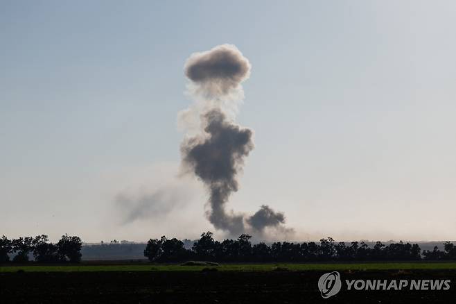 가자지구에서 피어오르는 폭연 [로이터 연합뉴스 자료사진. 재판매 및 DB 금지]