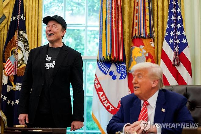 트럼프-머스크 '다정했던' 한 때 [로이터 연합뉴스 자료사진 재판매 및 DB금지]