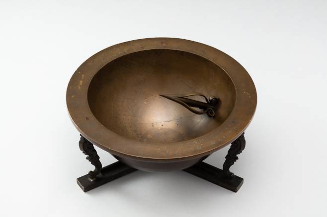 국립농업박물관 소장 앙부일구. 사진=국립농업박물관