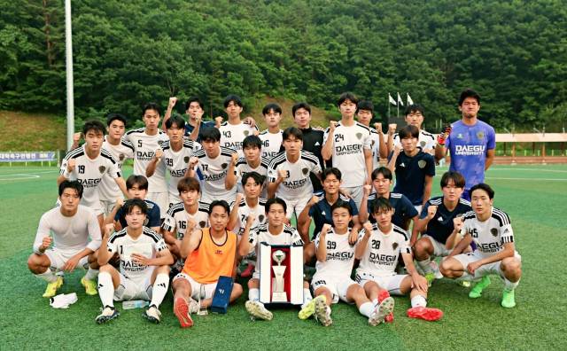대구대 축구부, 제19회 1·2학년 대학축구연맹전 전국 3위 기념사진