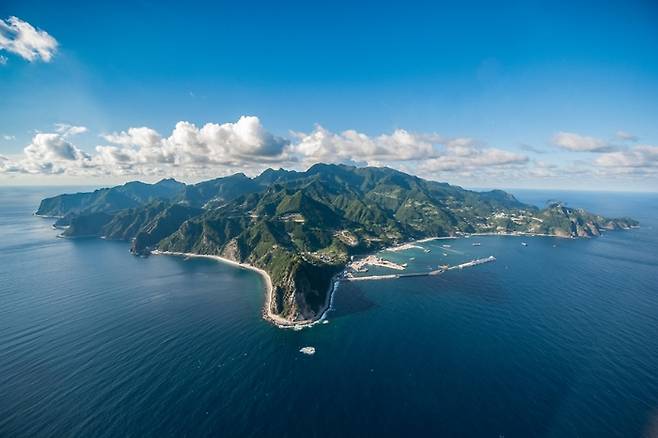 경북도와 울릉군, 섬진흥원이 울릉 글로벌 그린 아일랜드 조성 사업  연구 용역에 돌입한다. 영남일도 DB