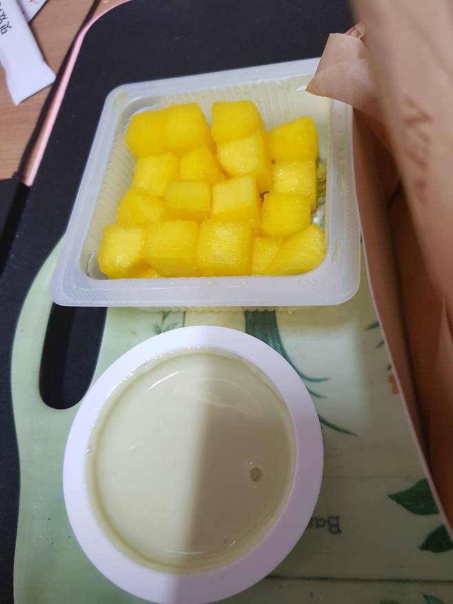 20250707_163224.jpg 푸라닭과 지디 레드하이볼 조합