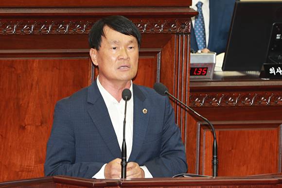 더불어민주당 이상정 충북도의원. [사진=충북도의회]