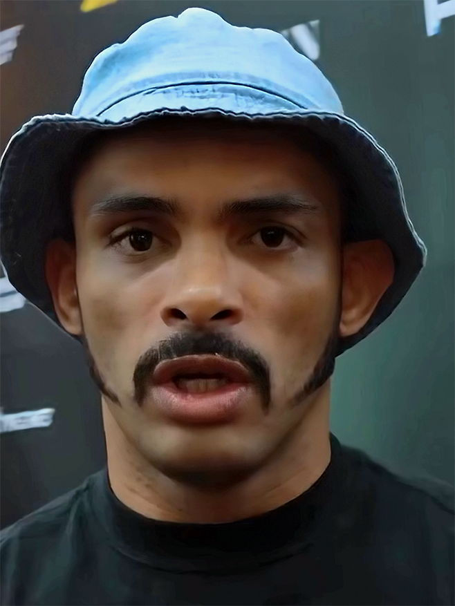 ‘머큐리’ 플라비우 산투스가 2025년 7월 경기도 오산시 블랙컴뱃 챔피언스리그 시즌2 13주차 계약 체중 72㎏ 5분×3라운드 메인이벤트 계체 통과 후 ‘캡틴 코리아’ 정한국을 상대하는 각오를 말하고 있다. 사진=이데아 파라곤