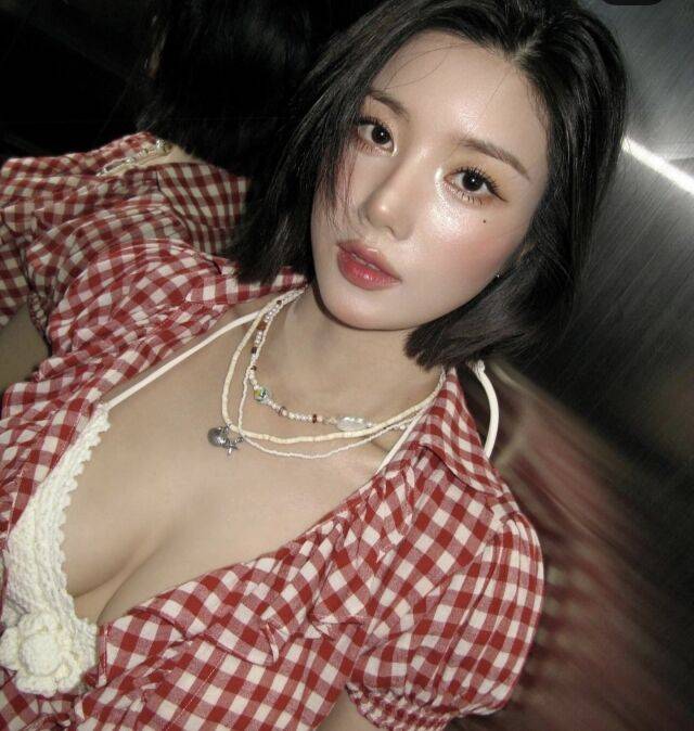 권은비/사진=권은비 SNS