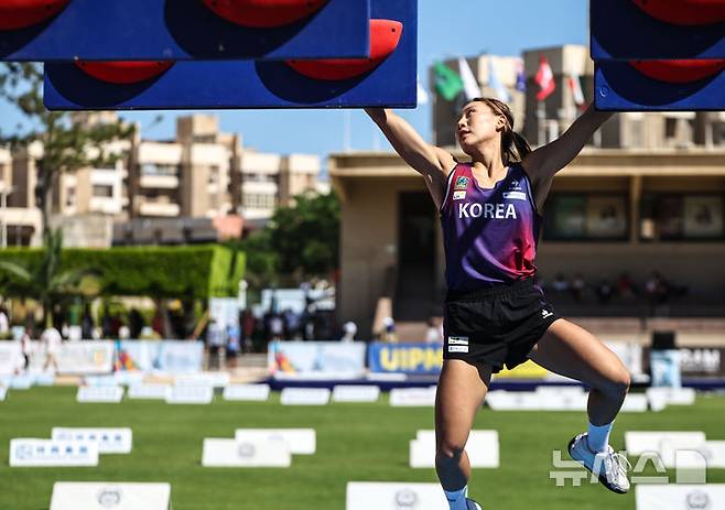 [서울=뉴시스]근대5종 성승민, 월드컵 파이널 은메달. (사진=대한근대5종연맹 제공)