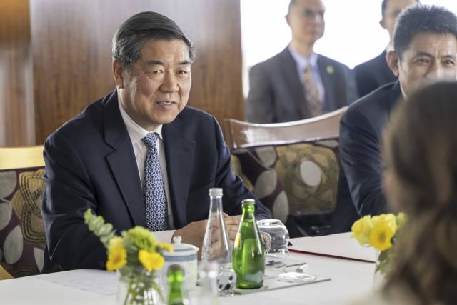 허리펑 중국 국무원 부총리. AP연합뉴스